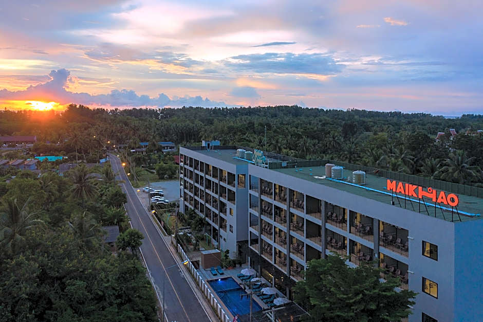 Maikhao Hotel