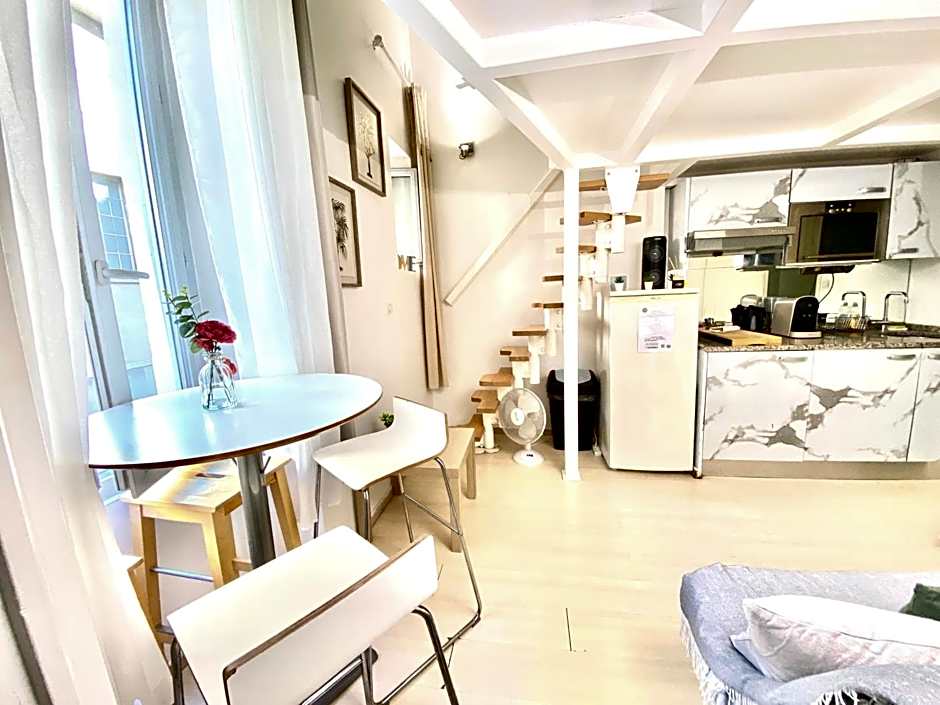 Duplex cosy - hyper centre - Proche mer et Promenade