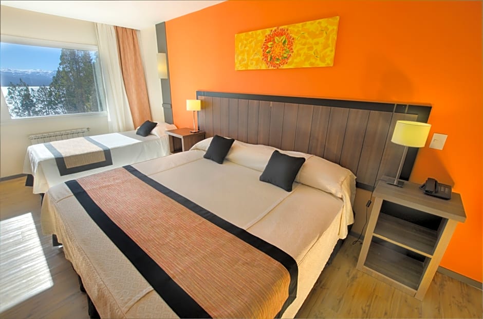 Huinid Pioneros Hotel