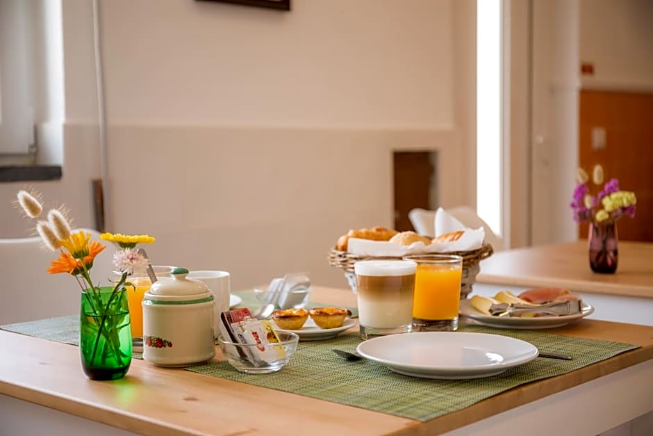 Alto Mar Inn