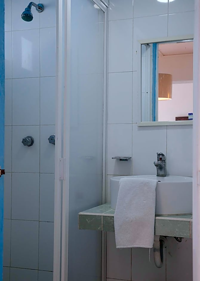 Seven Blue House Village & Lodge