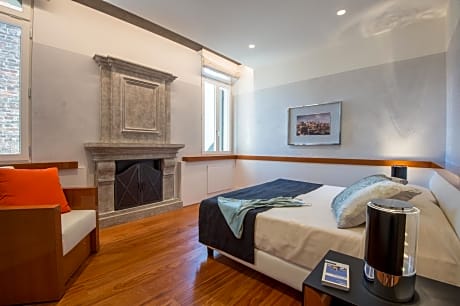 Executive One-Bedroom Apartment  - no smoking