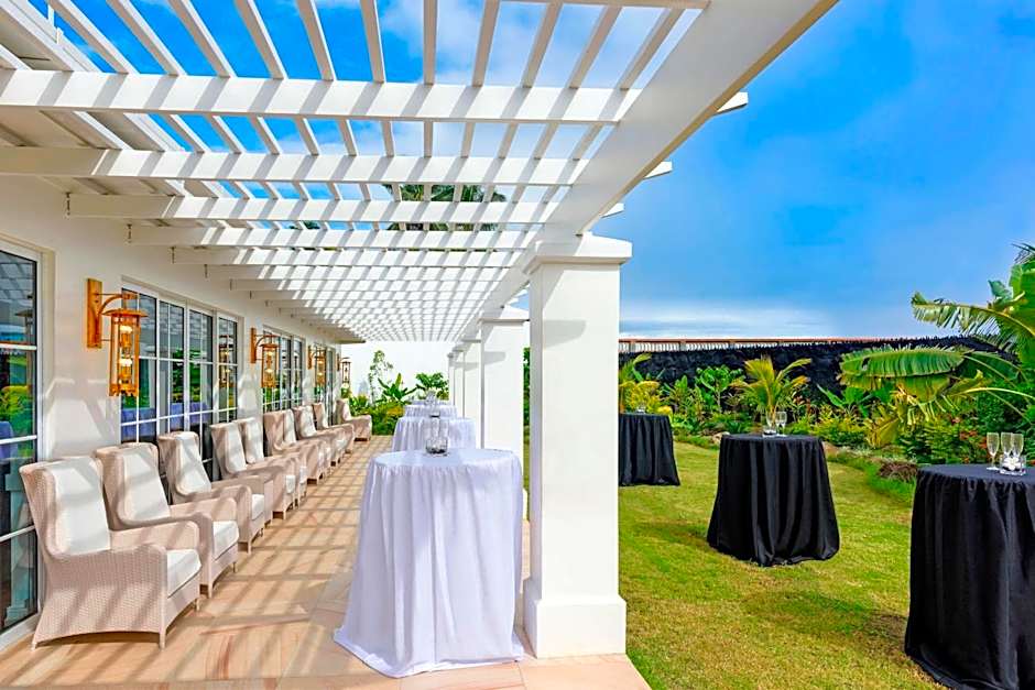 Sheraton Samoa Aggie Grey's Hotel & Bungalows