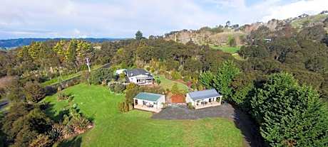 Auckland Country Cottages