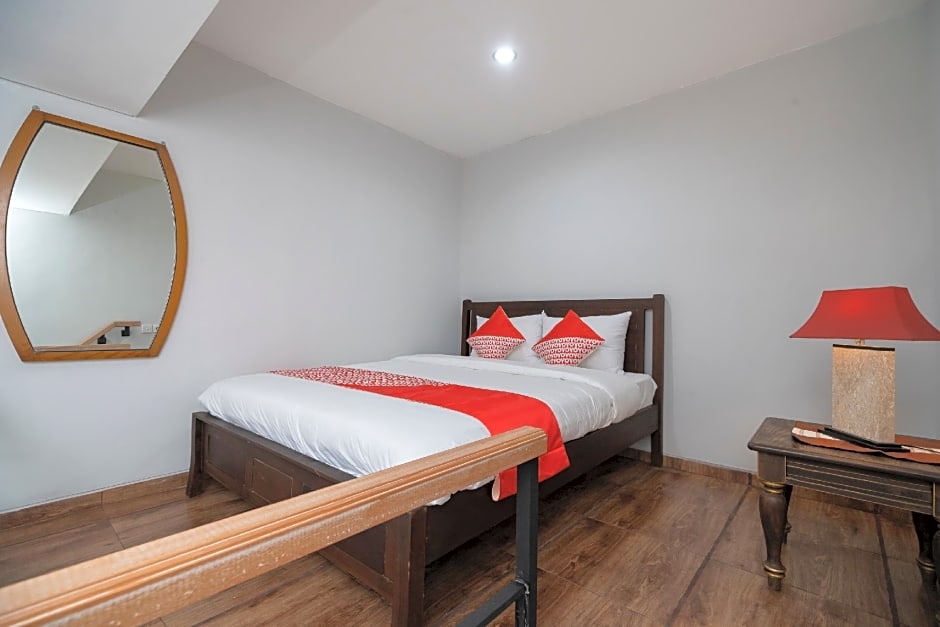 OYO 2438 D'Tamblingan Guesthouse
