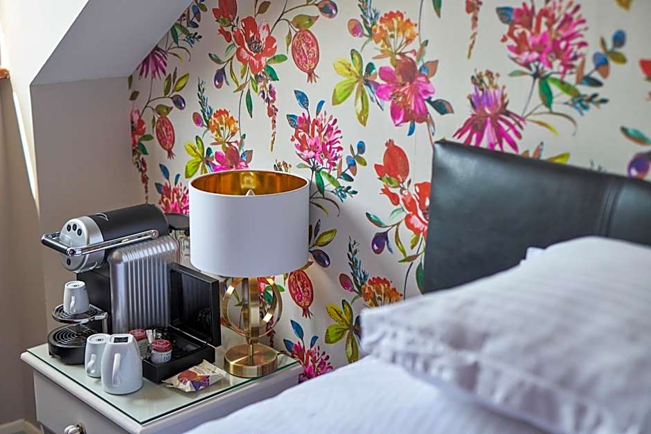 Quilt and Croissants Guest House