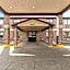 Super 8 by Wyndham Farmington