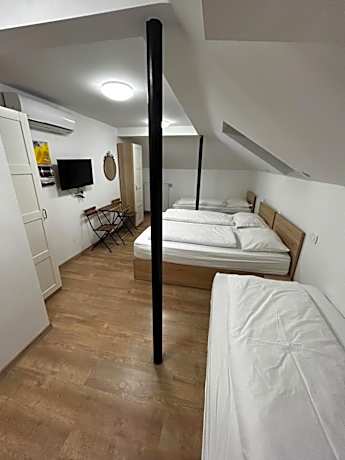 Quadruple Room with Bathroom