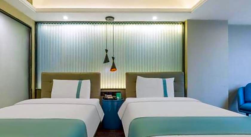 Xana Hotelle Wuhan Lingjiao Lake Wanda Plaza Branch