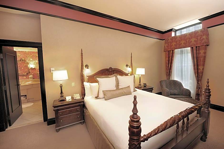 Photo 1 of 5 of 1 King Bed Suite