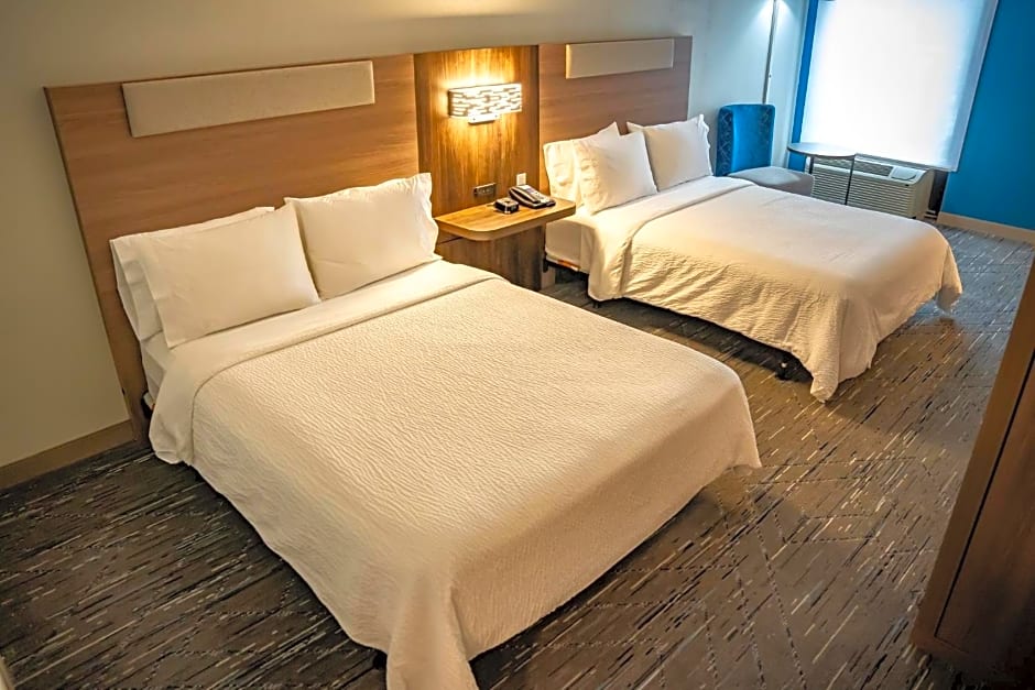 Holiday Inn Express Hotel & Suites West Chester By IHG
