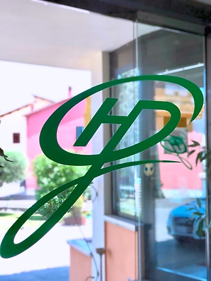 Green Park Hotel