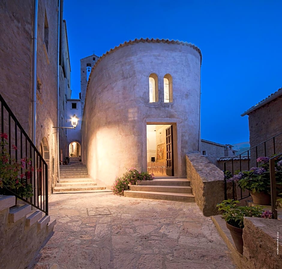 Castello Di Postignano Relais