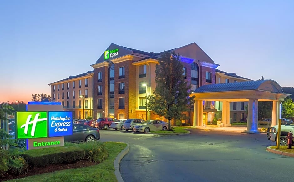 Holiday Inn Express Hotel & Suites Auburn