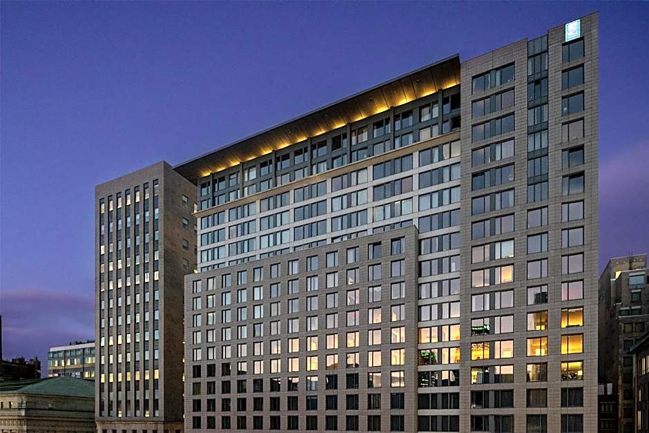 Embassy Suites by Hilton Montreal