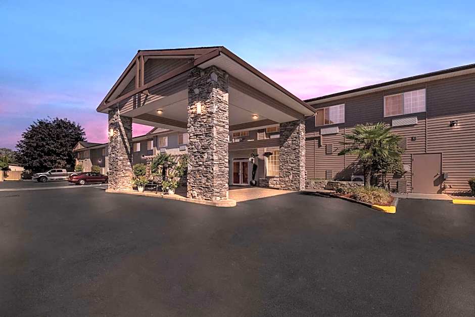 Best Western University Inn & Suites