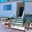 Woodmans Hill Motel