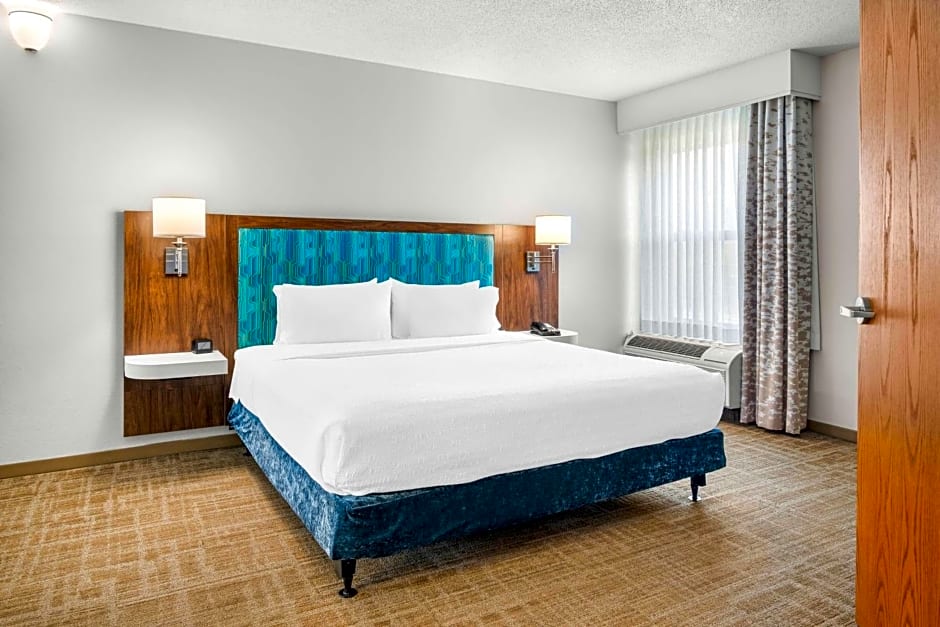 Hampton Inn By Hilton Grand Rapids-North
