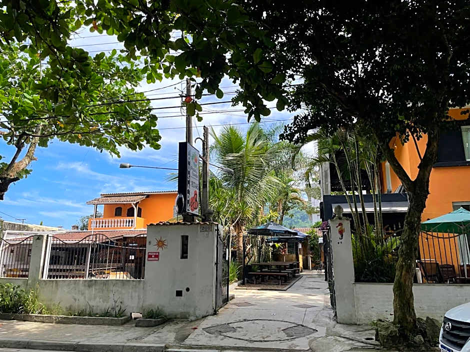 Pousada Praia do Tombo