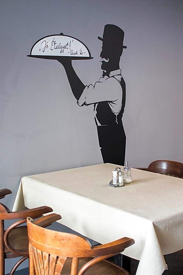 Green Hotel Budapest