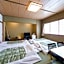 Pearl Hotel Ota