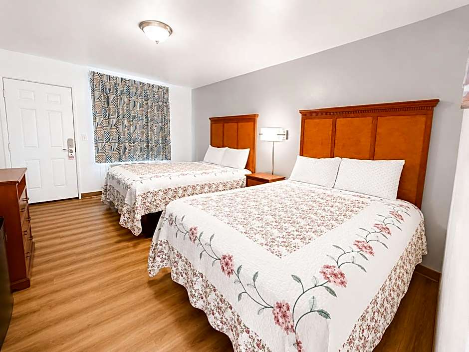 Royal Gateway Motel by OYO