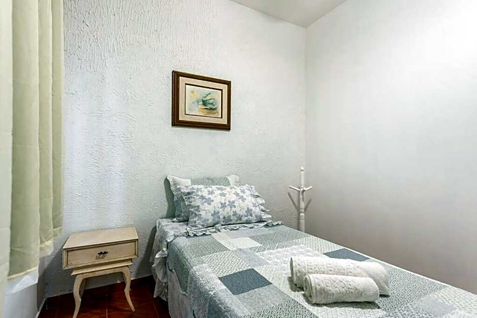 Casa com piscina em Piratininga