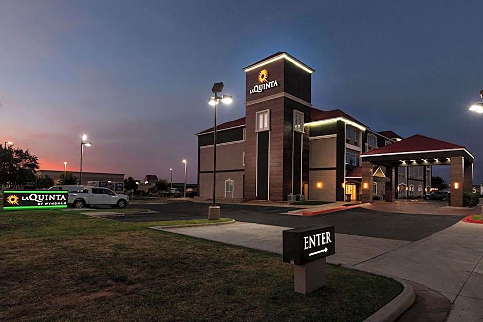 La Quinta Inn & Suites by Wyndham Midland North