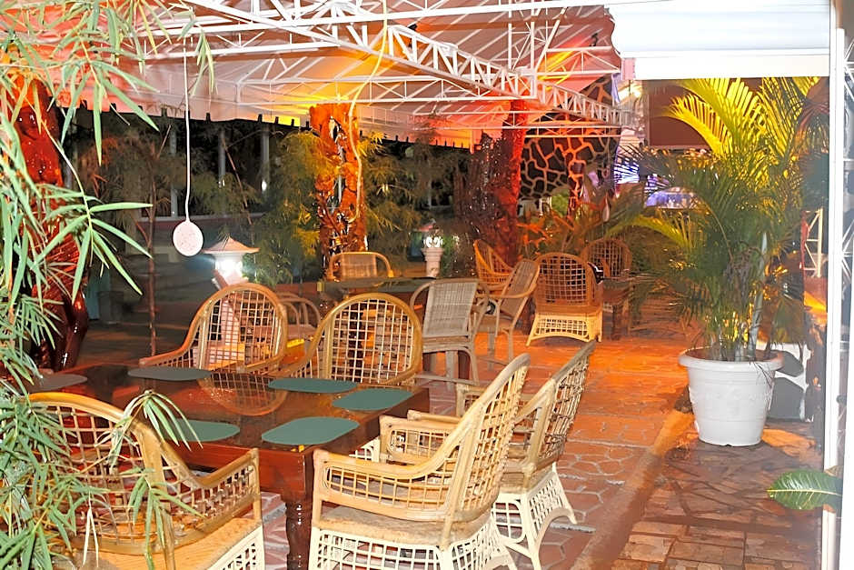 Deep Forest Garden Hotel