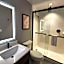 La Quinta Inn & Suites by Wyndham Del Rio