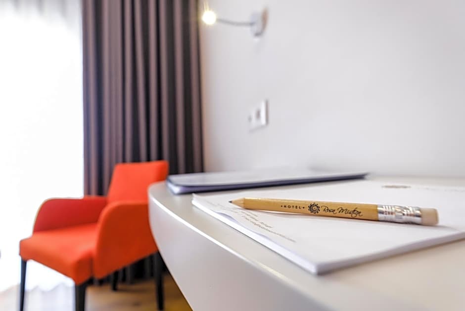 Hotel Rosa Mística by Umbral