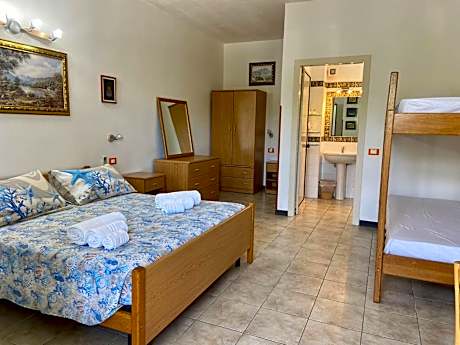 Large Double Room