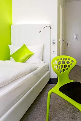 Small Single Room