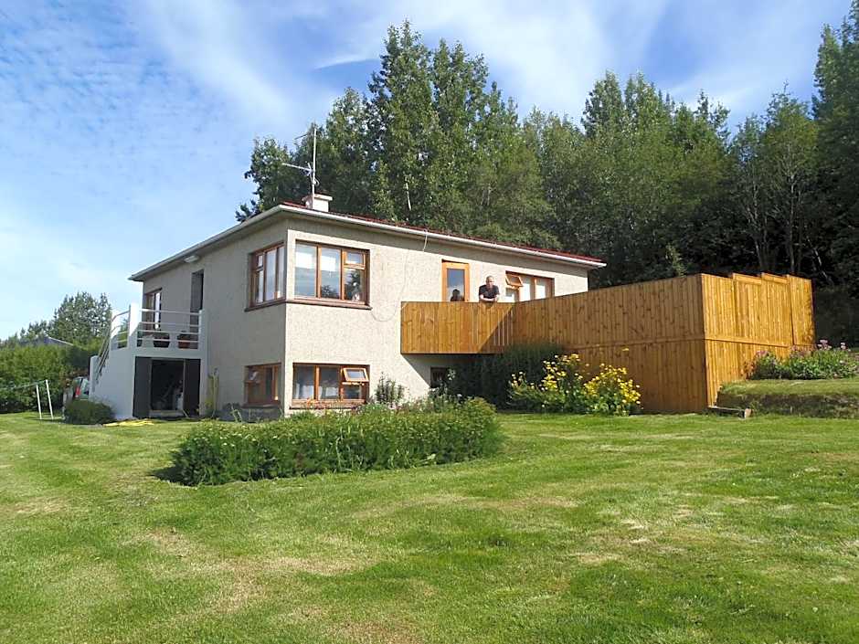 Guesthouse Hvítafell