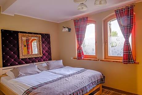 Apartment with Lake View