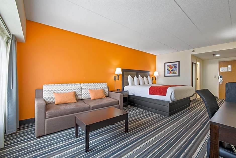 Crossroads Hotel and Huron Event Center