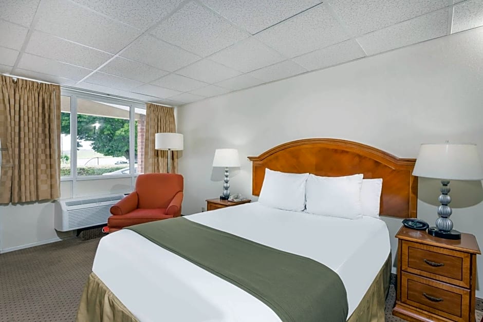 Days Inn by Wyndham Bedford
