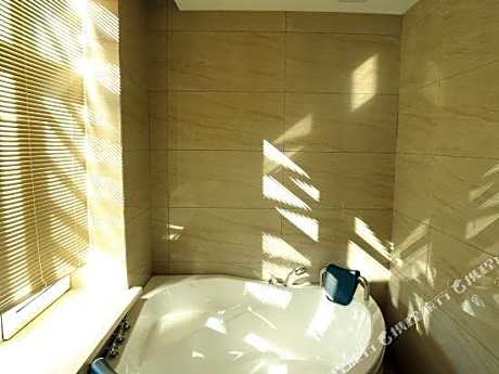 Jianhua Boutique Hotel