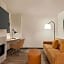 La Quinta Inn & Suites by Wyndham San Luis Obispo Downtown