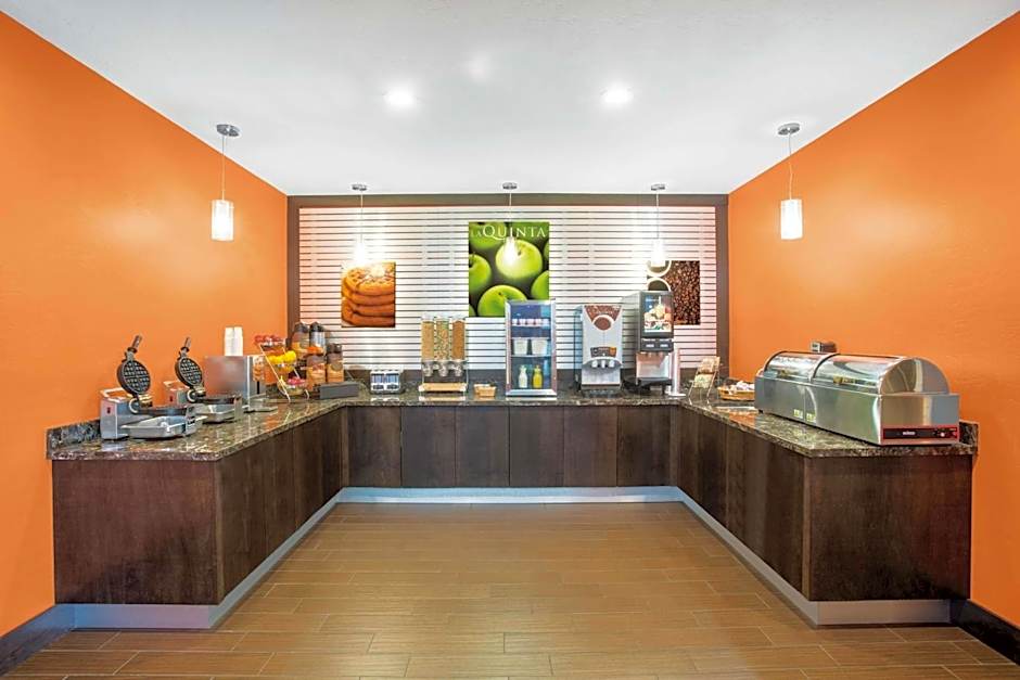 La Quinta Inn & Suites by Wyndham Conference Center Prescott