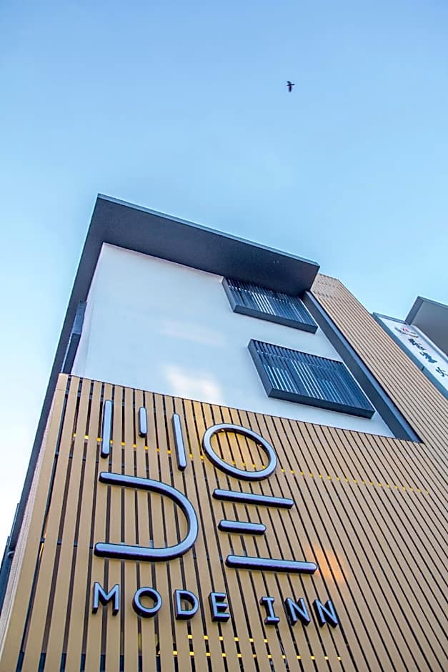 Mode Inn Icon City