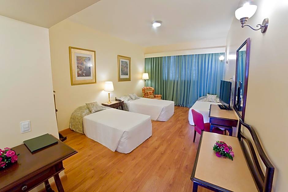 Dayrell Hotel e Centro De Convenções