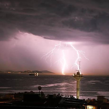 Studio Apartment with Sea View