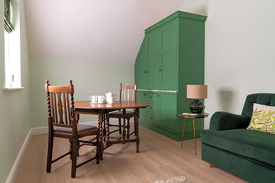 Apartments at Number 16 - The Jolly Coopers