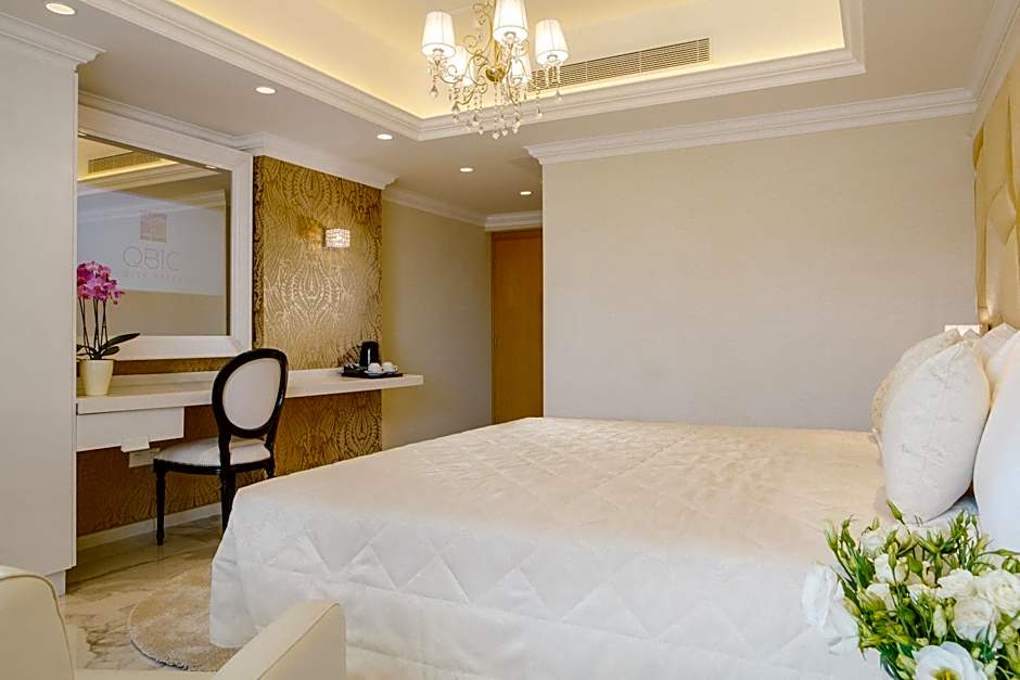 Qbic City Hotel