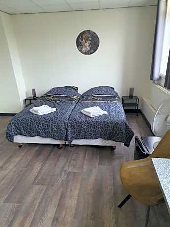 Triple Room with Shower