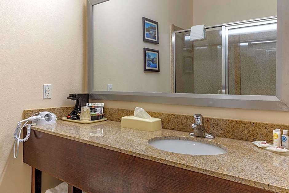 Comfort Inn Smithfield near I-95
