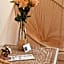 Lainez Rooms & Suites
