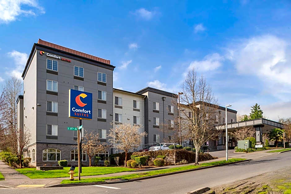 Photo 1 of 45 of Comfort Suites Eugene University