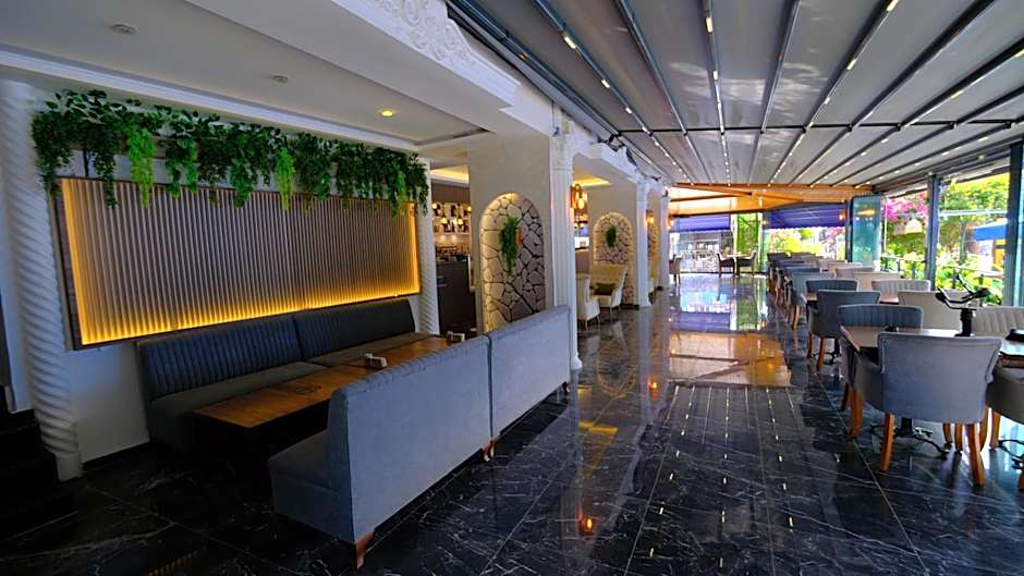 Elada Luxury Otel